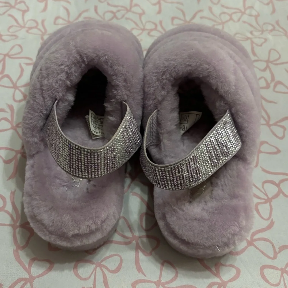 UGG Slippers Purple - Picture 5 of 11